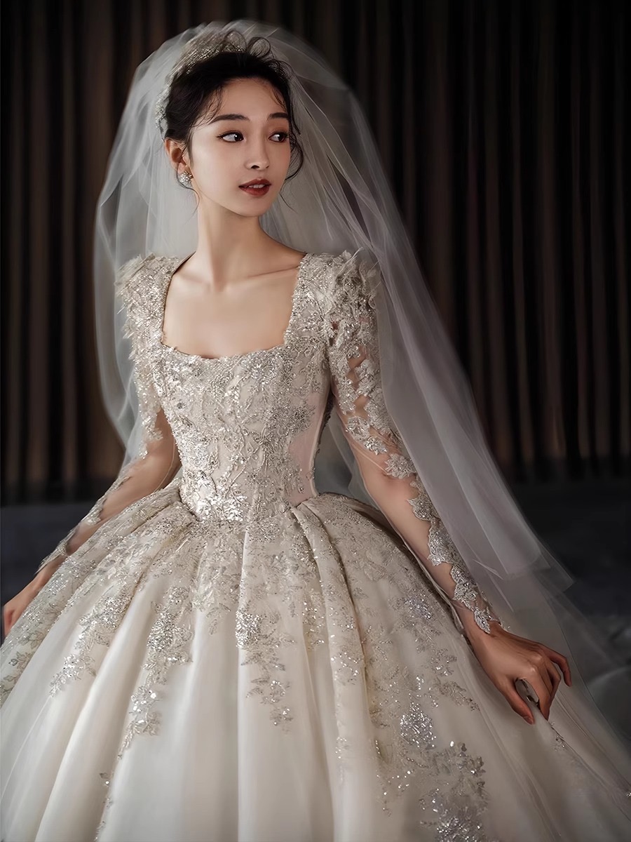 2024 New Dubai Arabic Wedding Sexy Crystals Beaded Ruched Sweep Train Bridal Gowns Robes Sequined Mesh Lace Long Sleeves A Line Pleated Dresses 0510