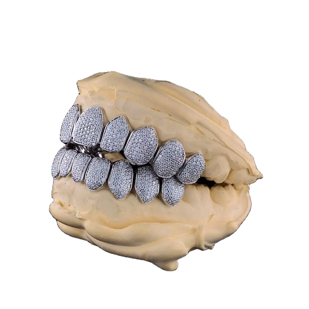 Direct Factory Supply Brilliant Cut VVS Moissanite Dia Grillz Teeth Sterg Sier Fashion Body Jewelry Export solid