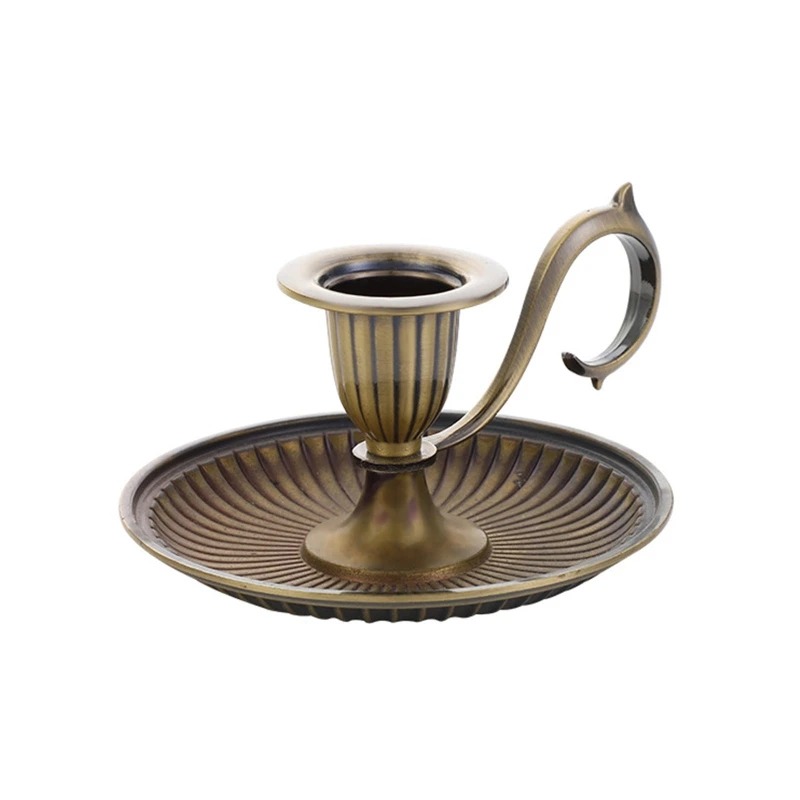 2025 Taper Candle Holder with Handle Single Head Candlelight Stand Retro Candlestick for Dining Home Table DecorationHandle Metal H260310