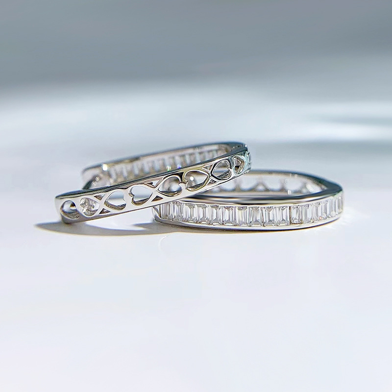 Sterg Sier Clip-On Earrings with Princess Cut Moissanite Dia Gemstones