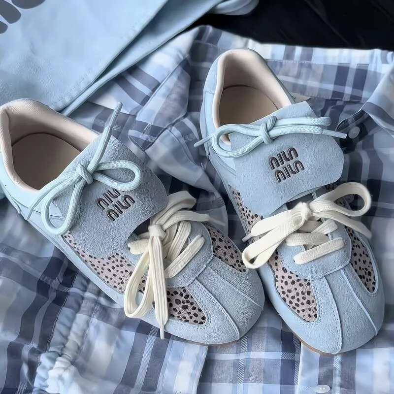 Autumn New Women's Lace Up Shallow Mouth Leopard Print Pattern Sports Fashionable and Casual Outdoor Flat Shoes