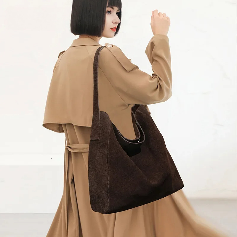 Customized For Individuals Large Capacity Winter Tote High Class Matte Suede Wool Women Handbag Coffee Kakhi Travel Shoulder Bag Hasp