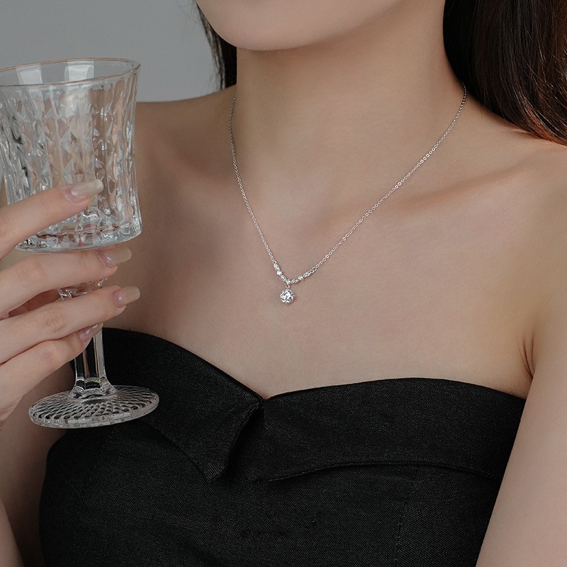 2024 Choucong Elegant Lover Pendant Luxury Jewelry Genuine 100% S925 Sterling Silver Round Cut Moissanite Diamond Stunning Party Women Wedding Clavicl