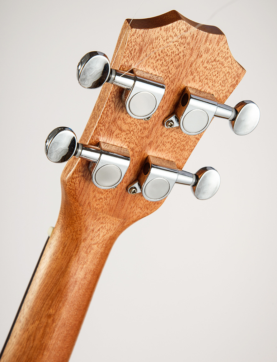 23" Ukulele Mini Hawaiian Guitar Rosewood Fretboard 4 strings Mahogany Electric Ukulele with Pickup EQ Uke