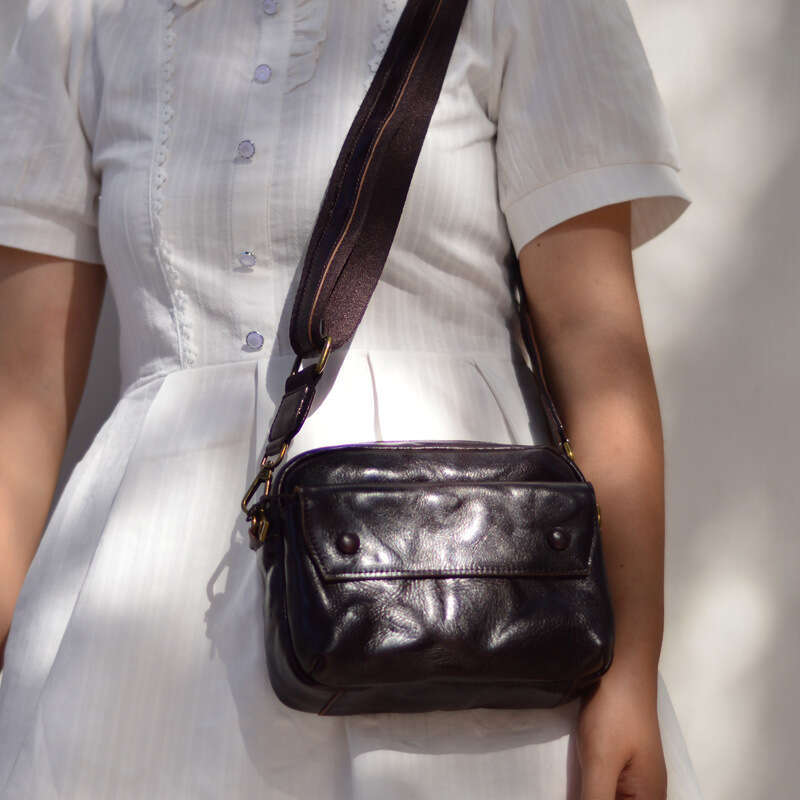 New Korean Men's Leather Shoulder Business Leisure Outdoor Fashion 100 Head Layer Cowhide Crossbody Bag