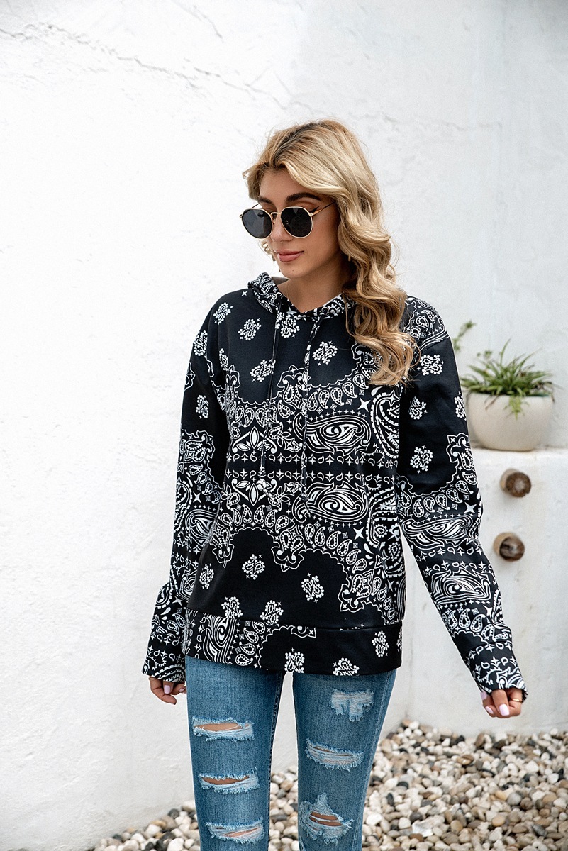 Designer's personalized Bohemian style printed top, fashionable women's hooded and velvet sweatshirt