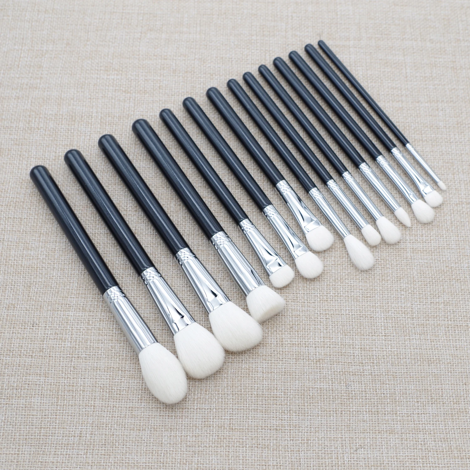 c Handmade Up Professional Brush Make Face Powder Eye Shadow Blending Soft Saikoho Goat Hair Cosmetic Tools Makeup Brushes up es