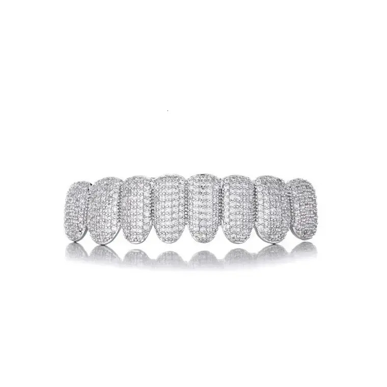 High Quality VVS Dia with Hip Hop Jewelry 14K Gold Sterg Sier Custom Teeth Grillz solid