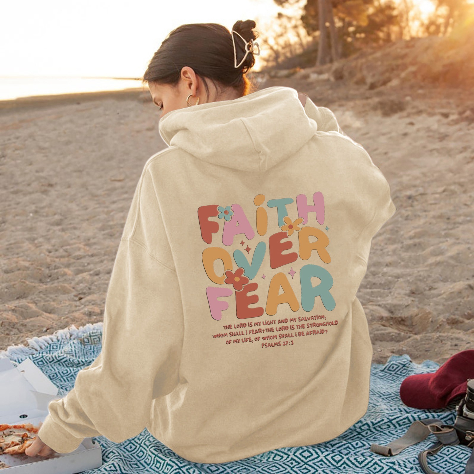 Designer autumn and winter long sleeved letter fashionable printed hooded sweatshirt with fleece