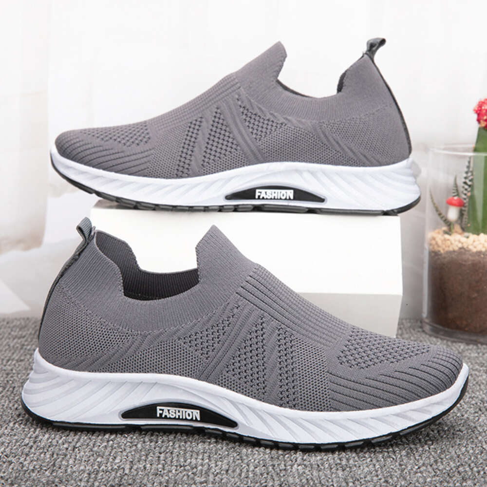 2024 New Casual Sports Flying Woven Running Soft Soled Dad Shoes, Korean Version Trendy Men's Singles Shoes ddmythur