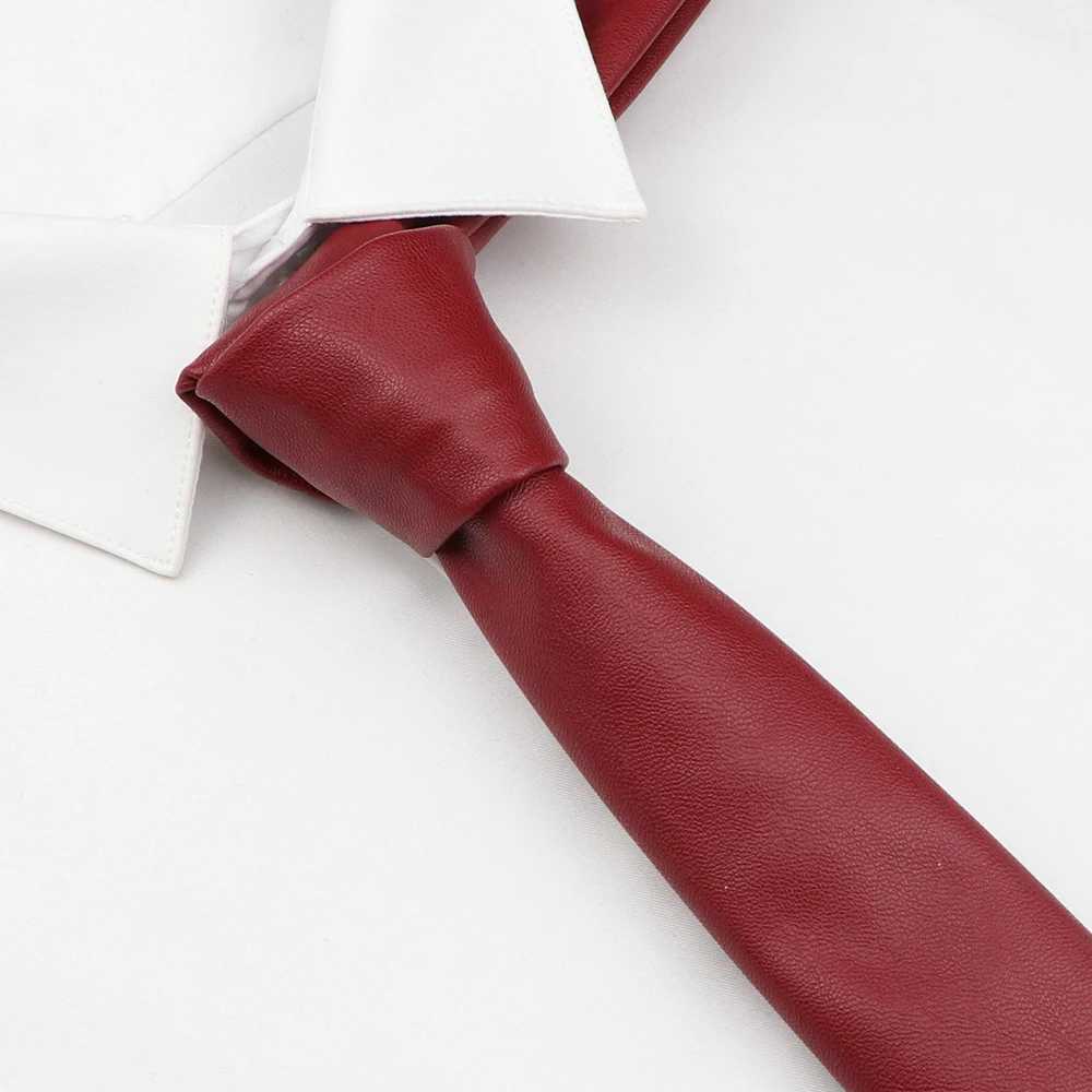 Mens New Novelty PU Leather Ties Casual Solid Colorful Red Black Blue Pink PU Neckties Necktie Wedding Busin Suit Shirt TieX241111