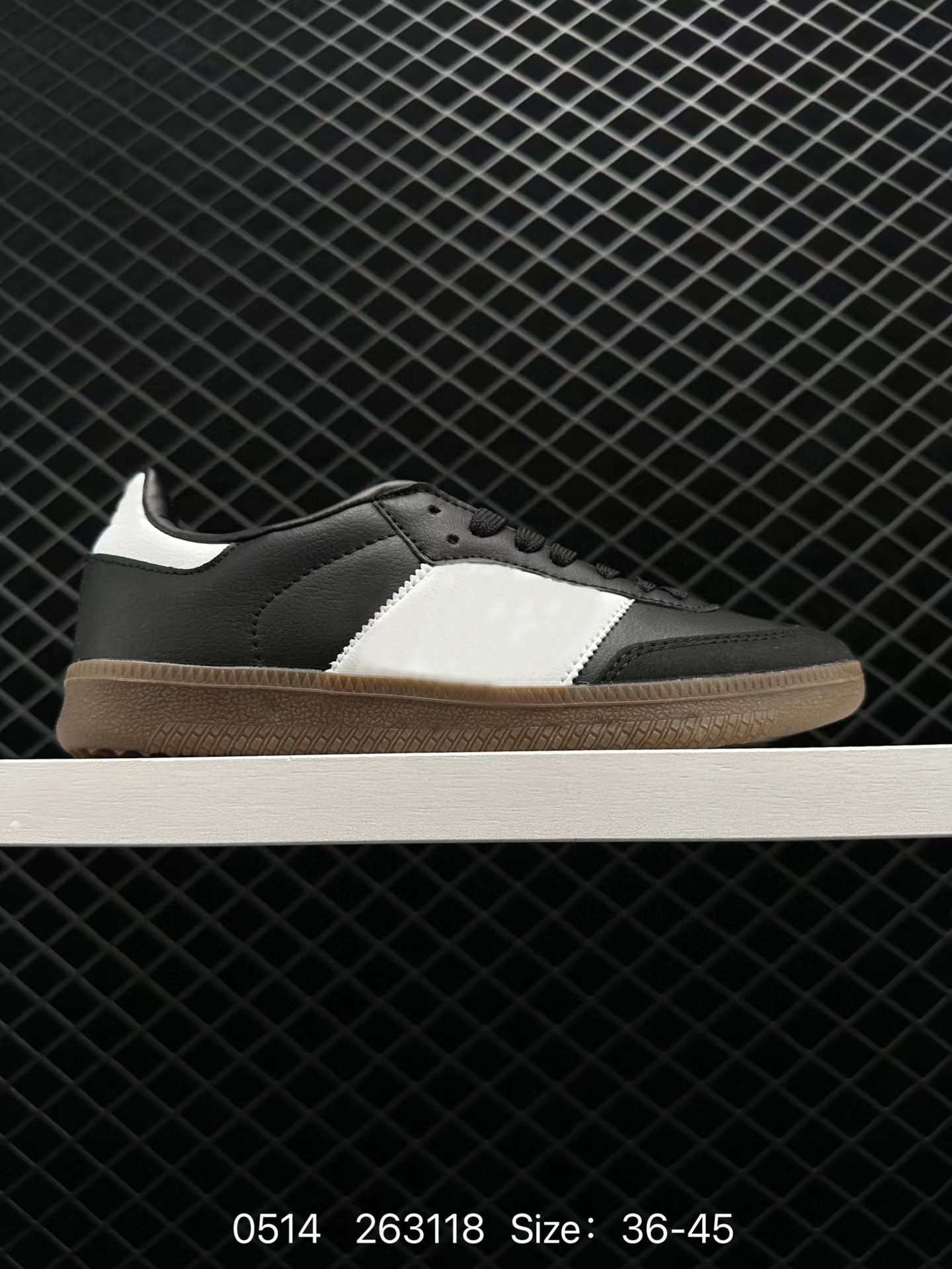 New Arrival Flat Casual Slippers Sports Sneakers Classic Running Shoes Slippers