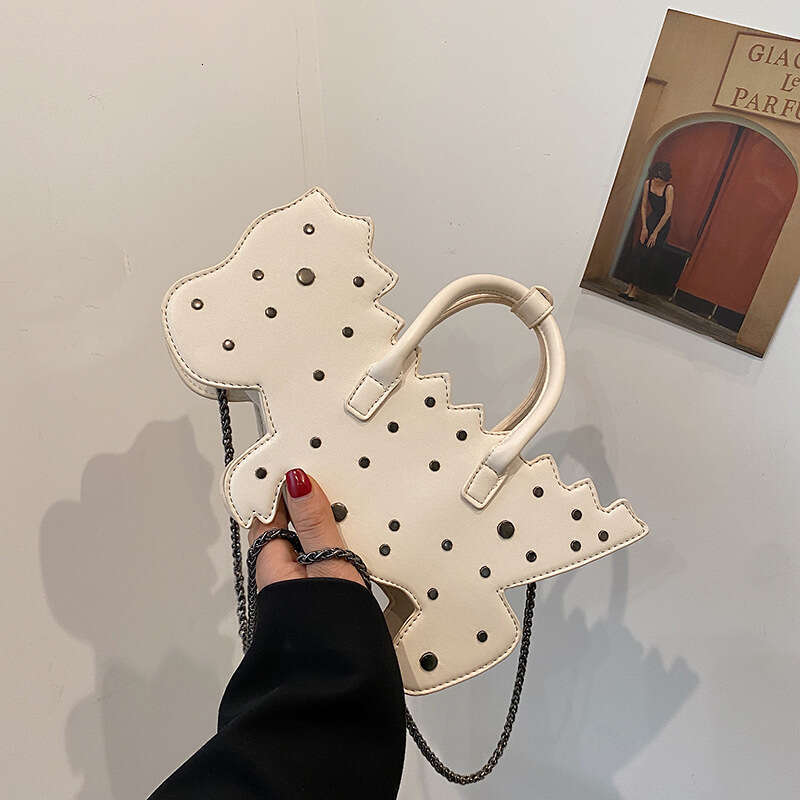 Rivet dinosaur 2024 new fashionable and stylish handbag with the same chain crossbody bag