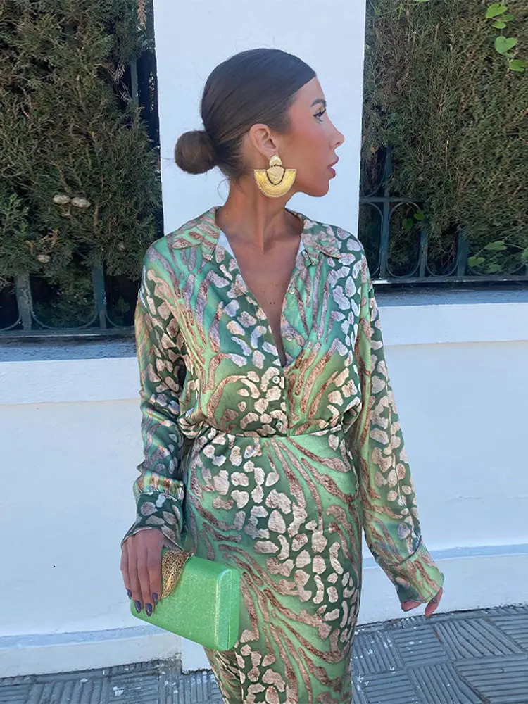 Fashion Print Midi Skirt 2 Piece Set For Women Elegant Lapel Long Sleeves Shirt High Waist Skirts Suits Lady Streetwear Outfit 240401