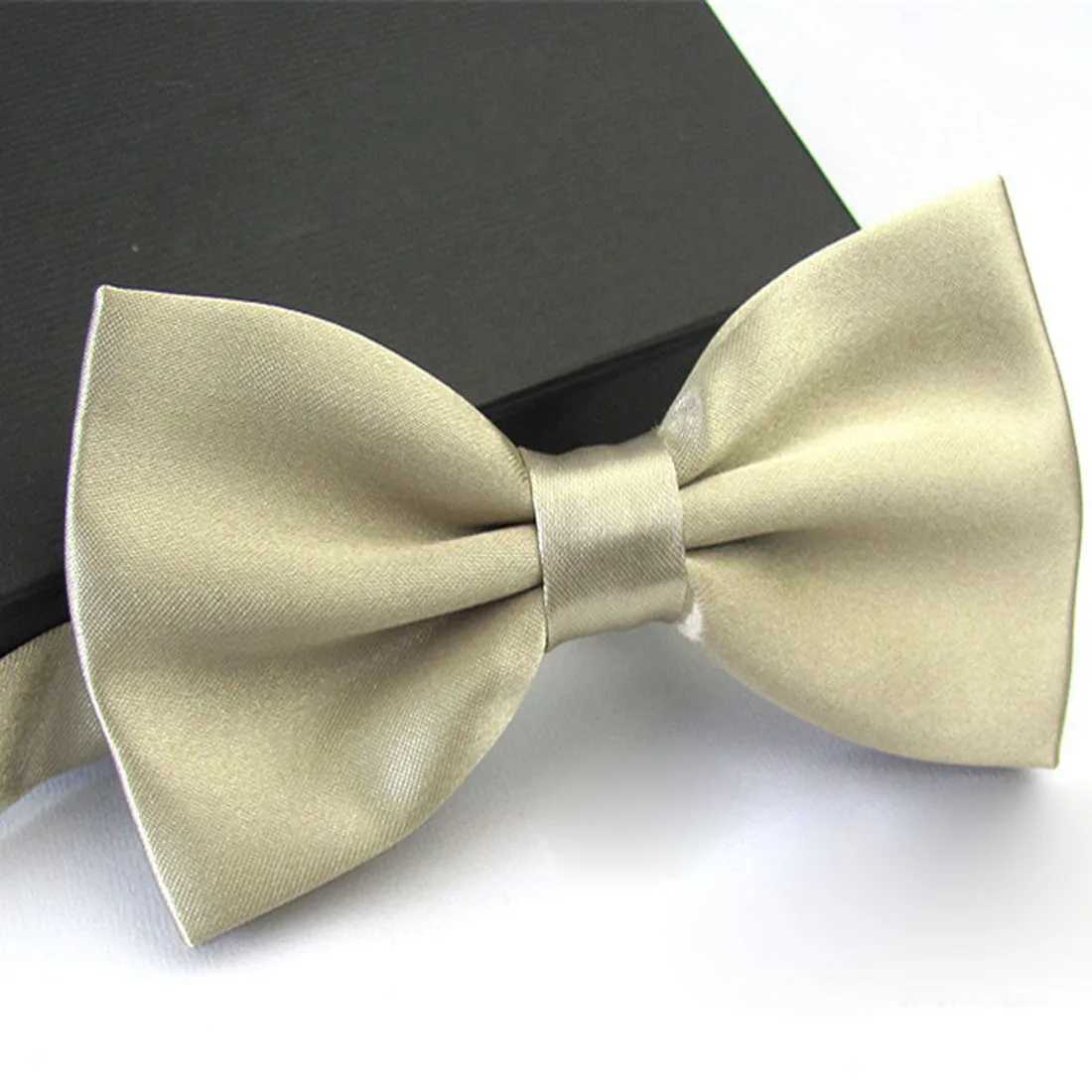 Classic Kids Bowtie Boys Girls Children Fashion Women Men Wedding Bow Tie 33 Solid Color Red Black White Pets CravatX241109