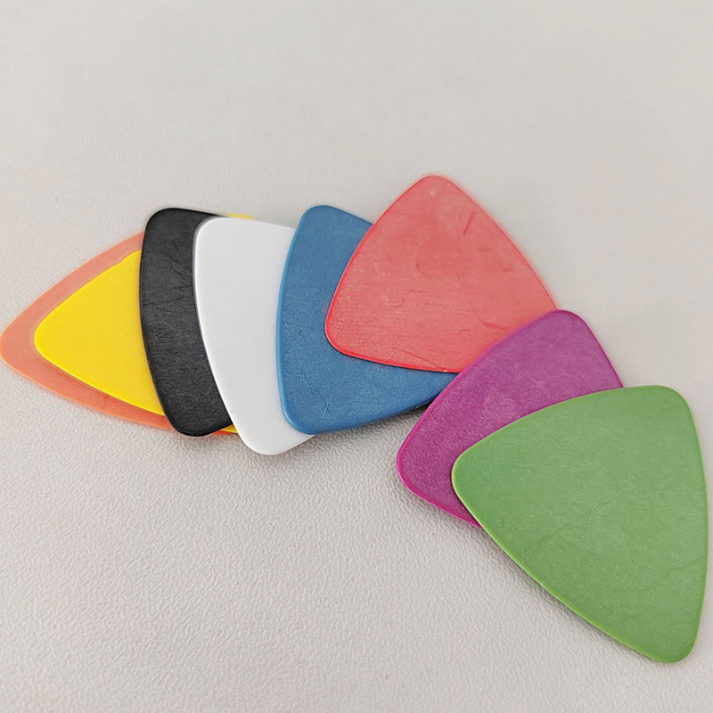 Delrin-Triangular Shape Guitar Picks, Durable Plectrum, Cloudy Face, 100Pcs
