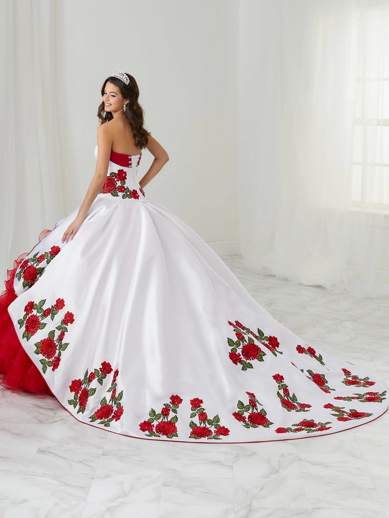Charro Red Quinceanera Ball Gown Sweetheart Organza Appliques Mexican Sweet Dresses Anos