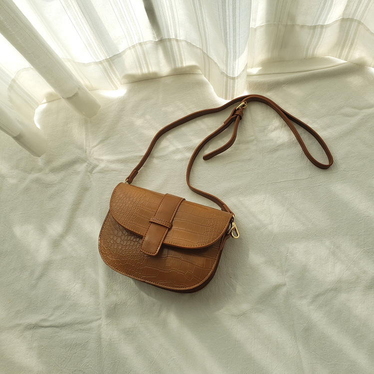 Bag for 2024 new fashionable single shoulder women small bag saddle