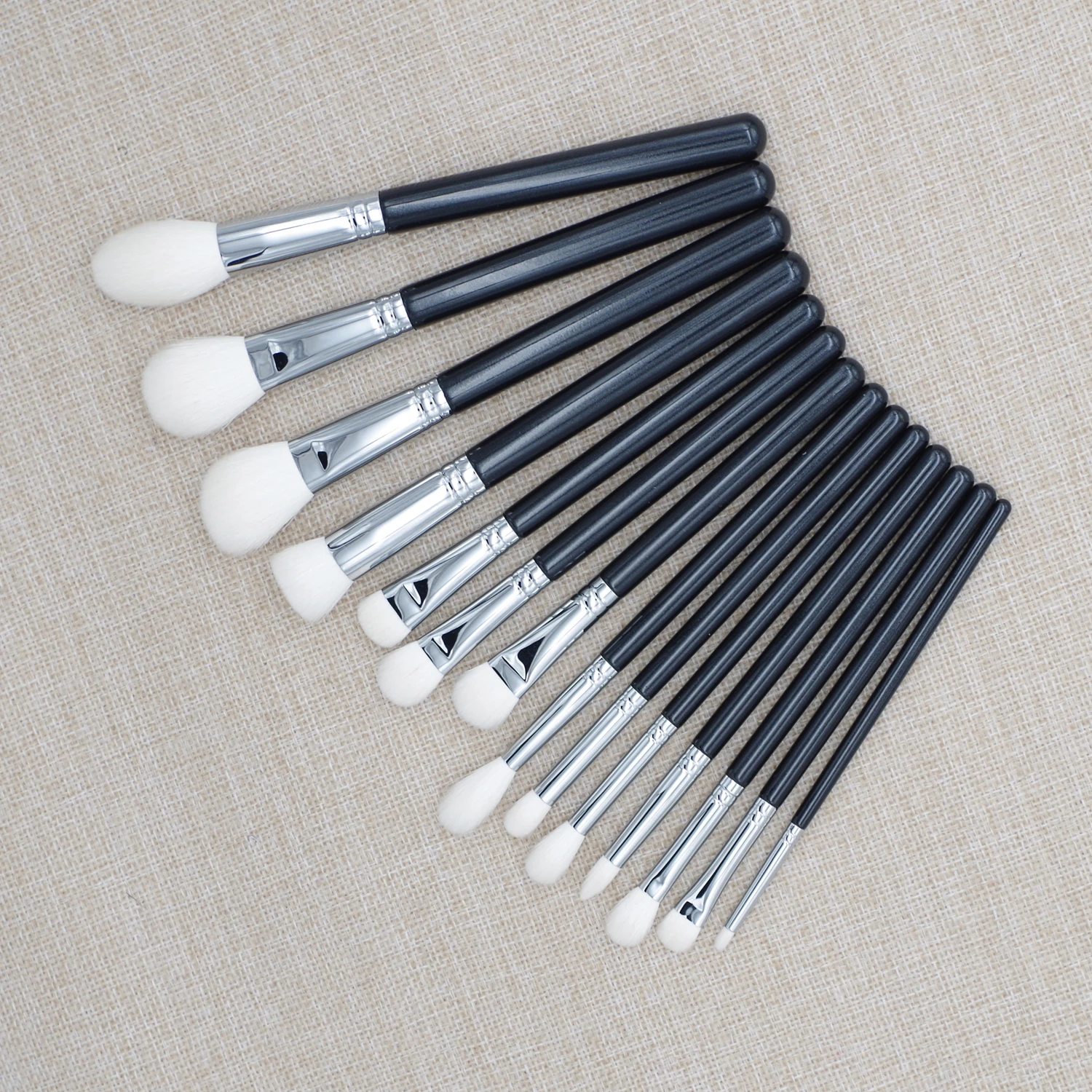 c Handmade Up Professional Brush Make Face Powder Eye Shadow Blending Soft Saikoho Goat Hair Cosmetic Tools Makeup Brushes up es