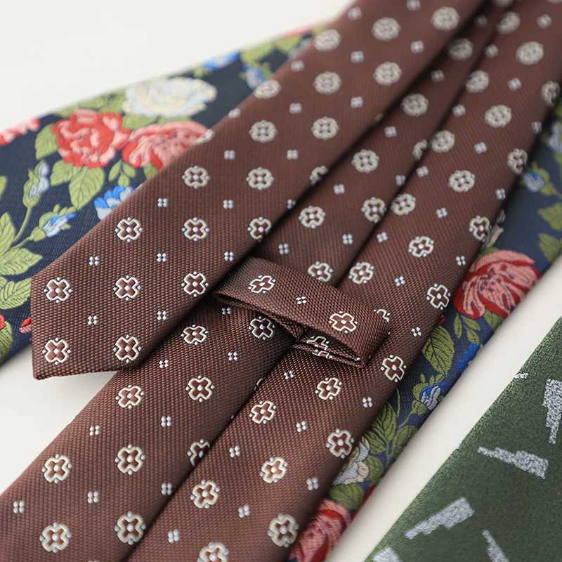 2024 New Design Green Brown Neckties 8cm Men Polyester Flower Neck Tie Young College Student Daily Wear Shirt Accories CravatX241111