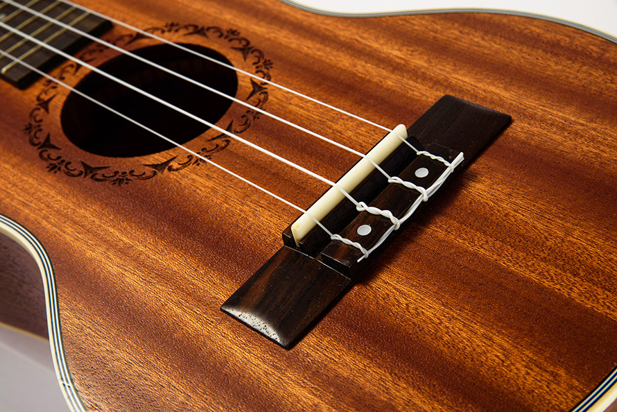 21" Ukulele soprano 4 strings Hawaiian guitar Rosewood Fretboard Mahogany Electric Ukulele with Pickup EQ Musical Instruments