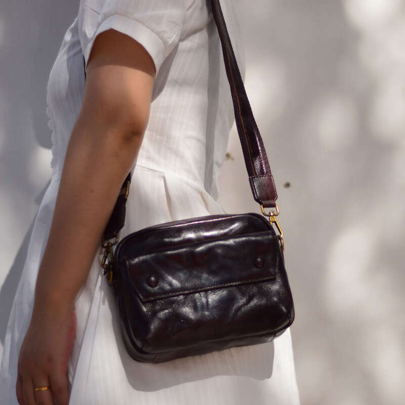 New Korean Men's Leather Shoulder Business Leisure Outdoor Fashion 100 Head Layer Cowhide Crossbody Bag