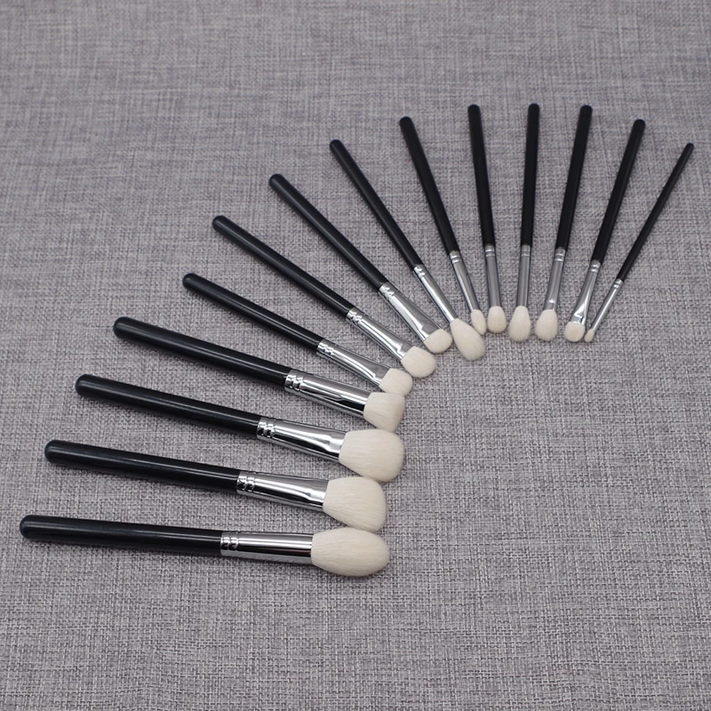 c Handmade Up Professional Brush Make Face Powder Eye Shadow Blending Soft Saikoho Goat Hair Cosmetic Tools Makeup Brushes up es