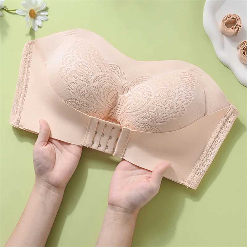 Bras Women Push Up Bra Sexy Strapless Invisible Underwear Front Closure Plus Size Breathable Butterfly Brassiere Female Lingerie 240410