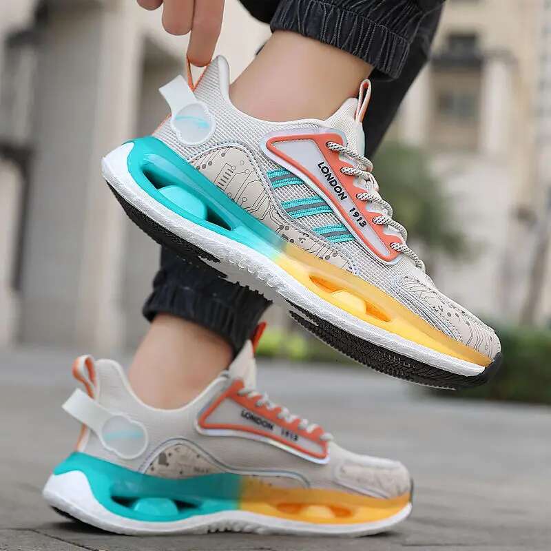Man Casual Sneaker Sports Summer Lightweight Shoes for Men Athletic HikingTrekking Customs Korean Style Products Comfortable 39