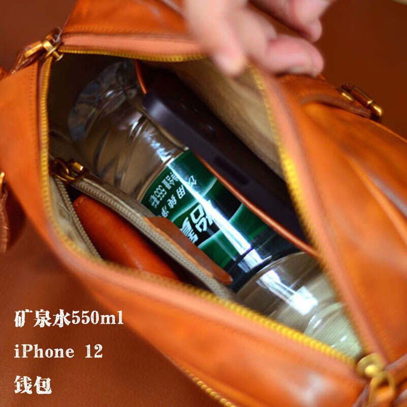 Vintage Leather Men's Crossbody Bag Small Square Bag Tanned Single Shoulder Japanese Top Layer Cowhide Messeng