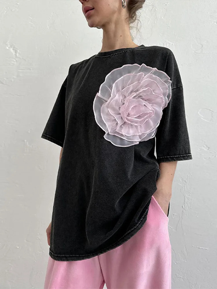 Spring Elegant 3d Pleated Flower T Shirt Women Fashion Solid Round Neck Short Sleeve Tops Summer Casual Office Streetwear 240409