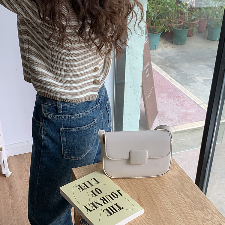 2024 new handbag with a sense of design fashionable and versatile trend, crossbody shoulder bag for women