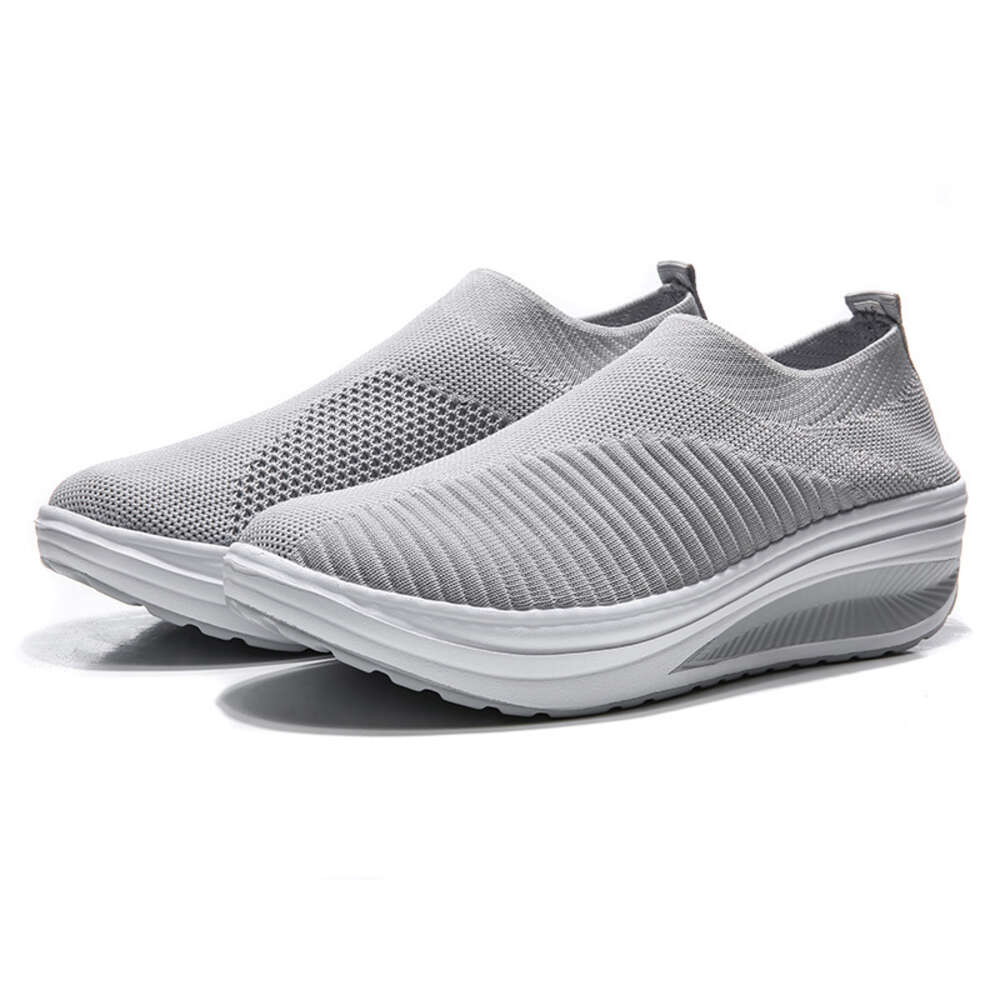 Thick Soled Women's Single Fly Woven Mesh Surface Lazy Flat Bottomed Rocking Comfortable Socks Shoes, Jinjiang ddmythur