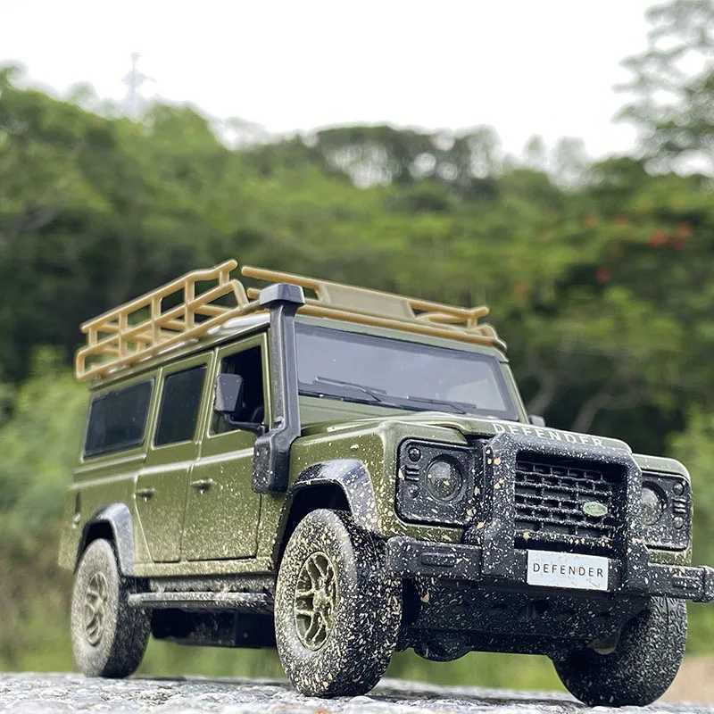 1 32 Range Rover Defender Alloy Car Model Diecast Metal Toy Off-Road Vehicles Car Model Simulation Collection Childrens Toy GiftXJ241109
