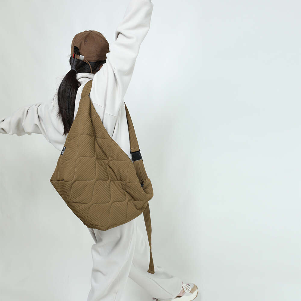 Autumn 2024 Women's New Nylon Down Filled Cotton Large Capacity Crossbody Dumpling Bag