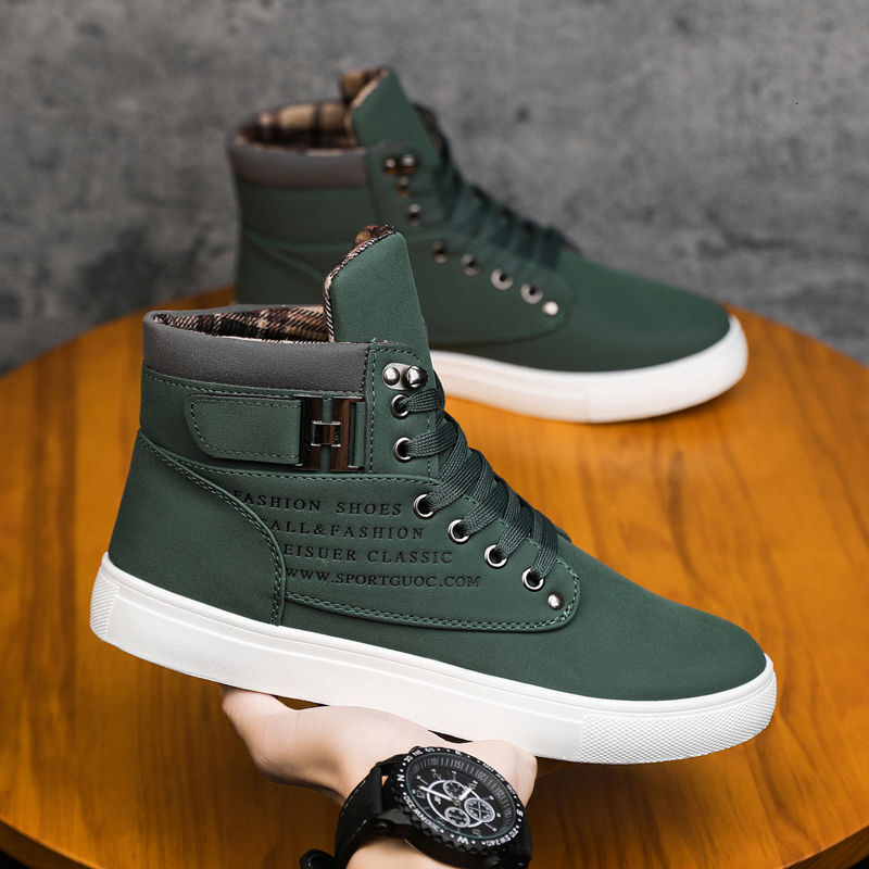 Spring And Autumn Trainer's New High Top Sports Shoes For Male And Female Students Outdoor Warm Snow Boots Korean Edition Fashion Thick Flat Casu