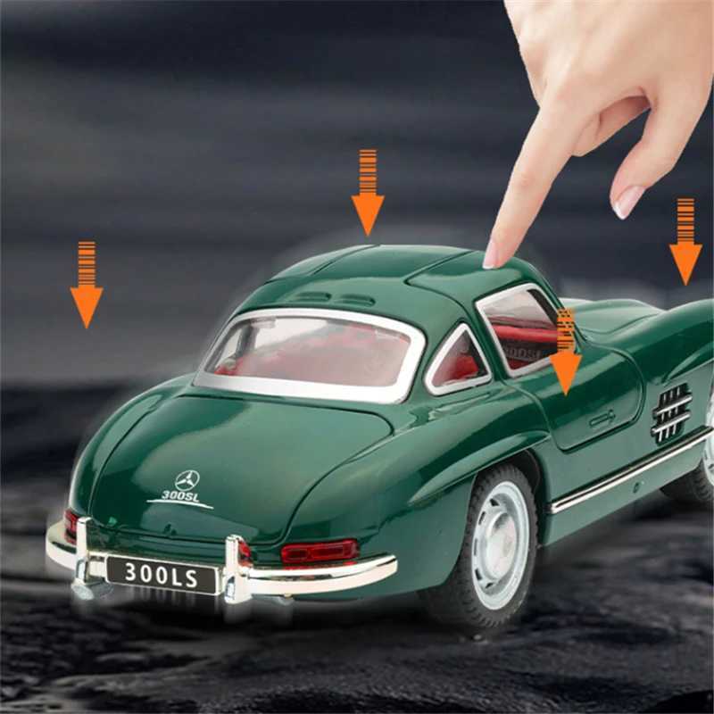 1 32 Benzs 300SL Alloy Car Model Diecasts Metal Classic Vehicles Car Model Simulation Sound Light Collection Childrens Toys GiftXJ241109