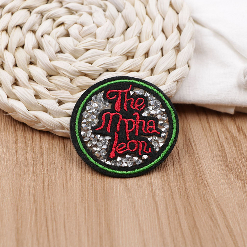 Diamond Embroidery Sequined Patch Diamond Crown Perfume Bottle Badge Badges Rhinestones Appliques Women's for Dress
