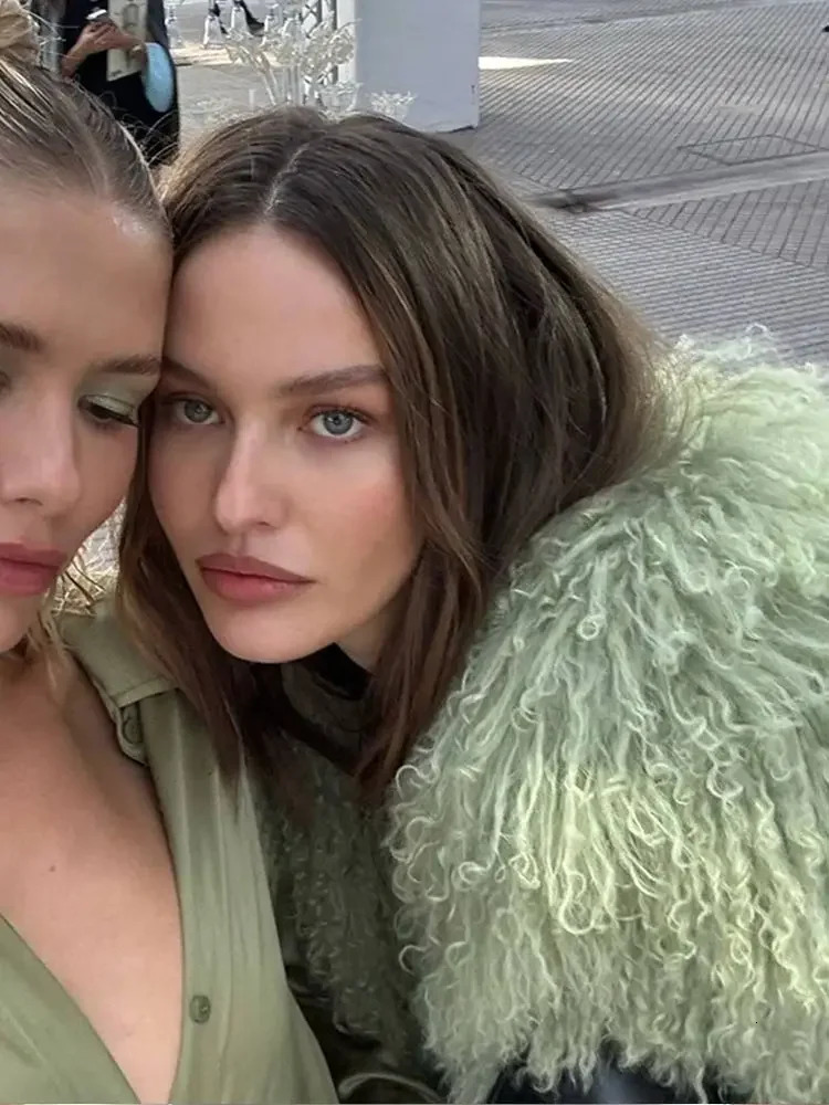 Fashionable green fluffy synthetic fur thick coat womens fashionable long sleeved lapel oversized jacket womens winter warm street jacket 241108