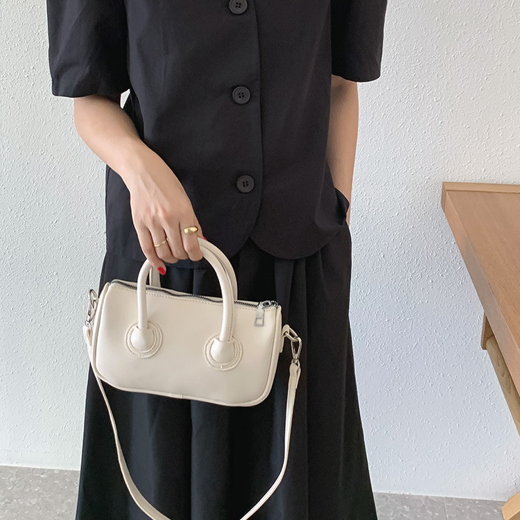 Women's new 2024 niche design armpit women's handbag crossbody shoulder bag bags