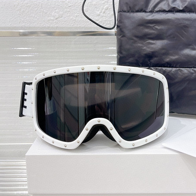 Designer Fashion Woman Men Winter Outdoor Snow Sports Ski Goggles Skiing Sunglasses UV400 Protection Protect