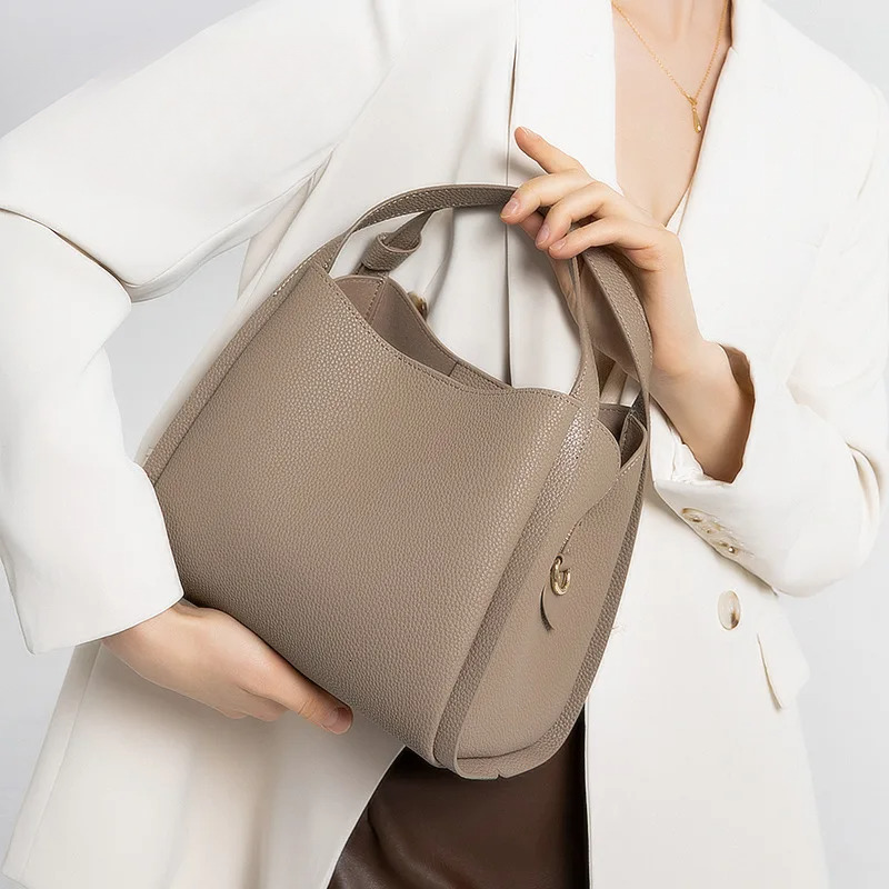 Genuine Leather Women's Handbag New Shoulder Fashion Bucket Cowhide Crossbody Bag Female Cartoon Style Zipper