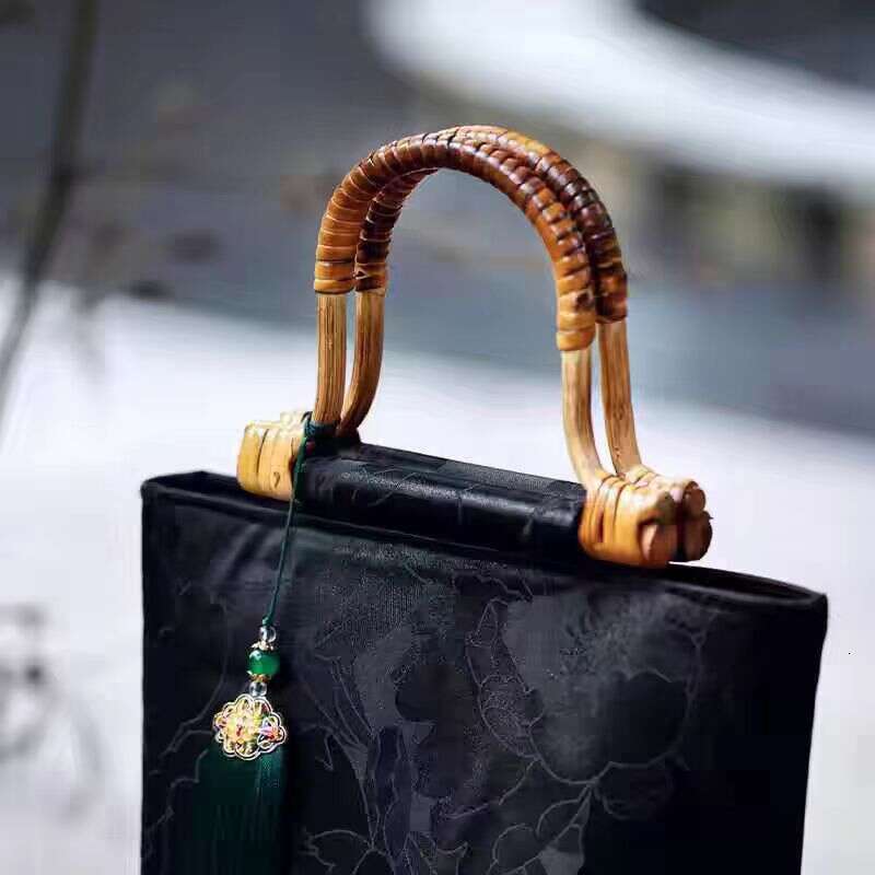 2024 New Chinese Style Large Capacity Bamboo Handle Fragrant Cloud Yarn Wind Hanfu Qipao Handheld Bag