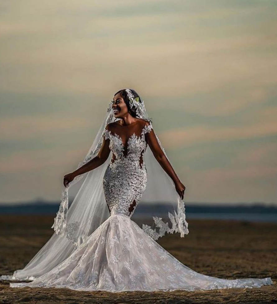 African Mermaid Wedding Dresses With Veil Lace Appliques Illusion Bridal Gowns V Neck Long Sleeve Custom Made Bride Dress