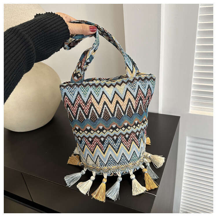 Ethnic Style Su Large Capacity Women's 2023 New Fashion Striped Handheld Leisure Single Shoulder Chinese Feng Shui Bucket Bag