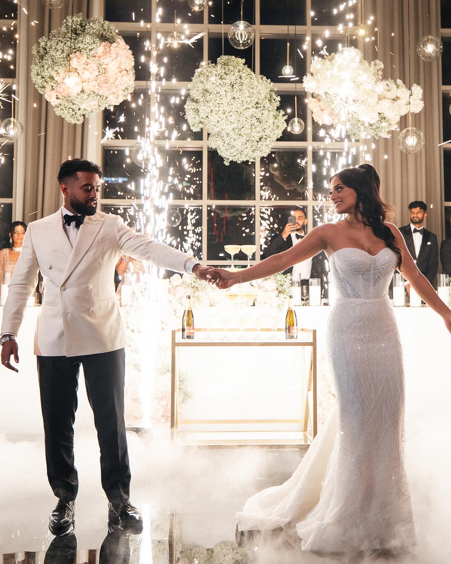 Boho Crystal Mermaid Wedding Dress For Straps Country Wedding Dresses Bridal Gowns Backless Designer Bride Dress 0616