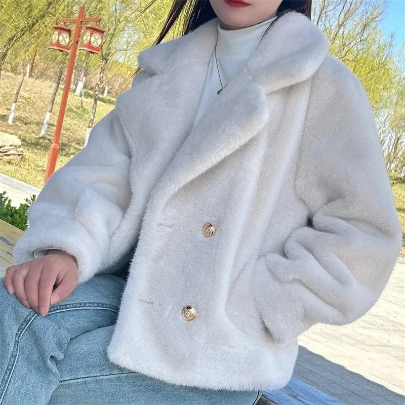 Fur One Coat Autumn Winter mink jacket womens Padded European high-quality jacket 241108