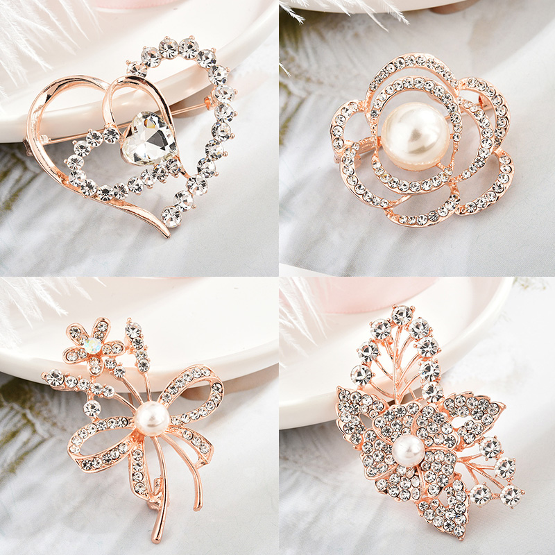 Women Flower Large Brooches Lady Rhinestone Pearl Corsage Brooch Girl Trendy Luxury Jewelry Best Gift Pins Jewelry Accessorises
