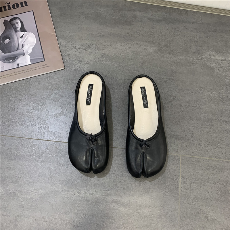 Novelty Shoes Split Woman Ninja Tabi Slippers Leather Round Toe Slides Comfy Mules Femmes Clog Sandals Pettitoes Flipps e910
