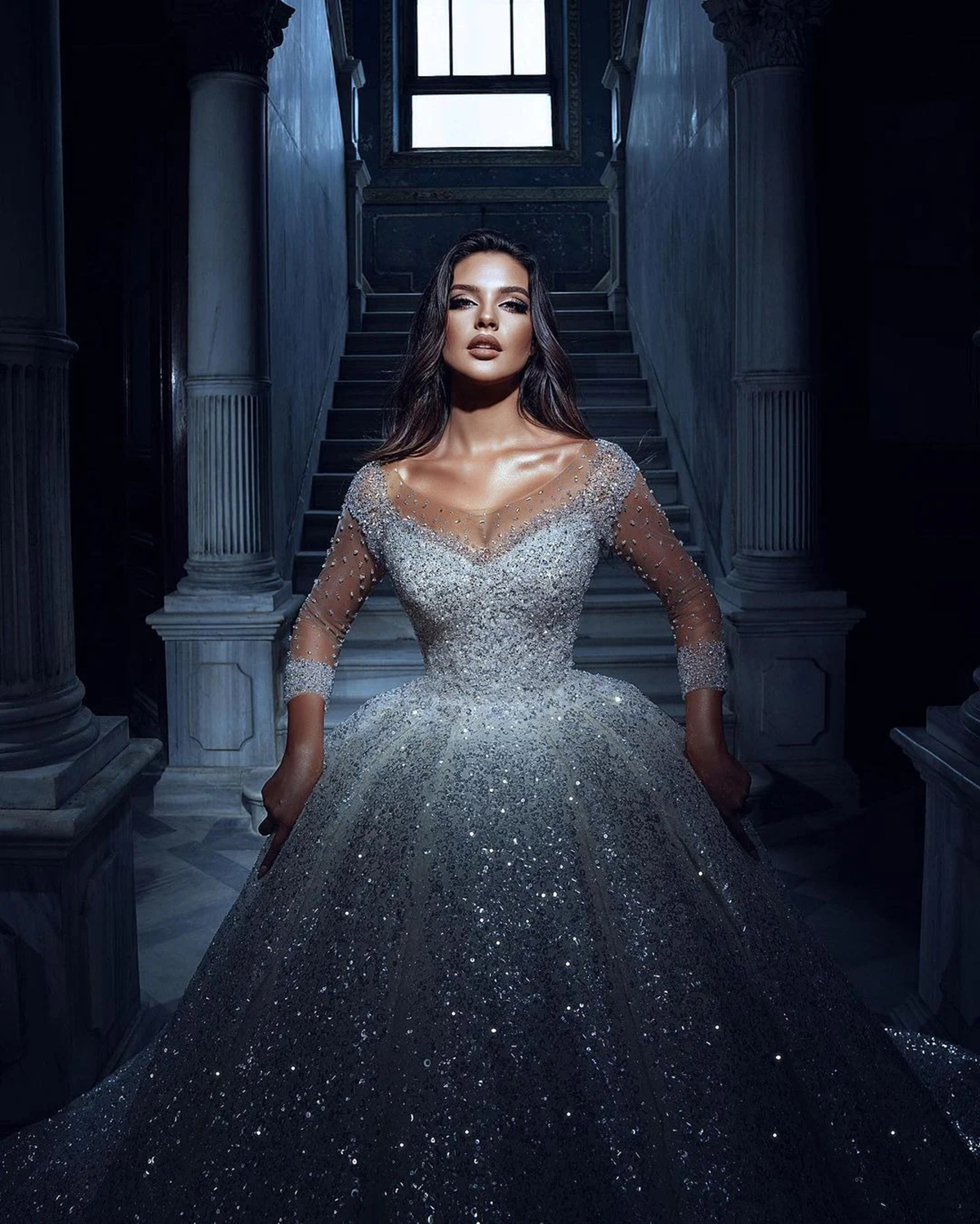 Gorgeous Ball Gown Wedding Dress Sheer Neck Long Sleeves Bridal Gown Appliques Sequins Sweep Train Dresses Custom Made vestidos de novia